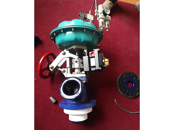搪瓷帶制動(dòng)氣動(dòng)閥